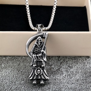 Pendentif Grim Reaper en acier inoxydable, collier unisexe, design squelette, thème géométrique asymétrique, bijou cadeau, accessoire de mode - Product Image 5