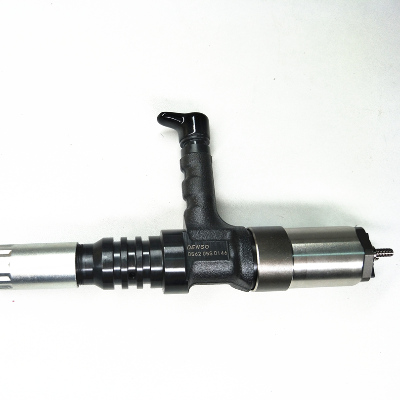 FST diesel common rail injector 095000-0562 for KOMATSU 6218-11-3101 6218113101 PC600-8