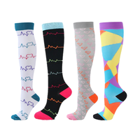 Chaussettes de compression personnalisées à hauteur du genou pour femmes et filles en nylon pour le sport et l'infirmière