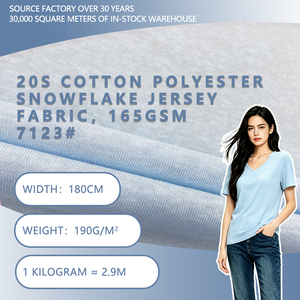 Tela de punto de jersey sencillo de algodón y poliéster 20S con diseño de copo de nieve, 180 cm de ancho, 190 g/m², suave, para camisetas, camisetas básicas y prendas de vestir. - Product Image 1