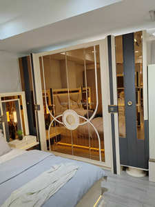 किंग आकार के बेडरूम सेट सुंदर सफेद दर्पण वाले हल्के बेडरूम फर्नीचर सेट - Product Image 5