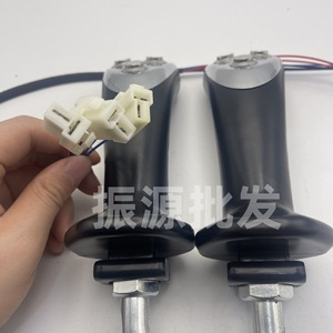 Levier de commande électrique Xinyuan 65/75 pour grue avec fonction d'arrêt automatique, une poignée, en plastique - Product Image 1