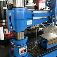 Perceuse radiale Z3035, diamètre de perçage maximal. Pompe à engrenages motorisée 2,2 kW avec alimentation automatique par broche de 35 mm, structure en acier et brides de tuyauterie