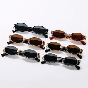 Gafas de Sol Retro Estilo Hong Kong, Montura Ovalada de Metal, Gafas de Fotografía Urbana y Vacaciones para Hombre y Mujer, Estilo Xiaohongshu - Product Image 3