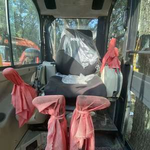 Mini-excavatrice Doosan DH60-7 d'occasion de 6 tonnes, fabriquée en Corée, bien entretenue, prix bas, faible nombre d'heures, mini-pelle Doosan DH60-7 en stock - Product Image 6