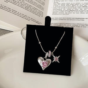 Collar de Cobre Colorido con Forma de Corazón y Estrellas, Moderno y Personalizado, Accesorios de Joyería para Mujer - Product Image 5