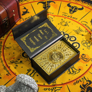 رقائق ذهبية مقاومة للماء طباعة مخصصة بطاقات التاروت البلاستيكية الخاصة بك مع صندوق - Product Image 2