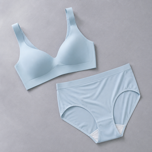 Ensemble de lingerie d'été en modal bleu glace pour femme, soutien-gorge rafraîchissant en soie glacée bleu glace et culotte en modal antibactérienne, sans armatures, maintien doux - Product Image 6