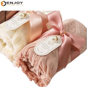 卸売 ブライズメイドギフト タッセルタオルセット 35*75cm 結婚式記念品 タオルセット ゲスト用 ロマンチックなギフト - Product Image 3