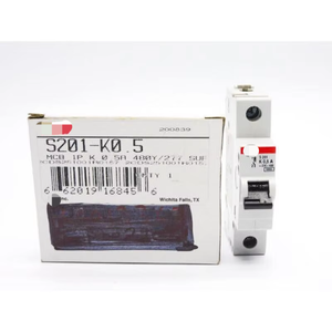 2CDS251001R015 7 277V 0.5A Nuevo controlador de programación PLC de automatización Industrial de almacén listo Original - Product Image 1