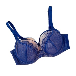 Lencería <span class=keywords><strong>de</strong></span> Lujo <span class=keywords><strong>de</strong></span> Terciopelo Europeo y Americano, Copa Triangular Convergente para <span class=keywords><strong>Pecho</strong></span> Pequeño, Ropa Interior Sexy para Mujer, Sujetador <span class=keywords><strong>de</strong></span> Encaje con Logotipo Personalizado - Product Image 2