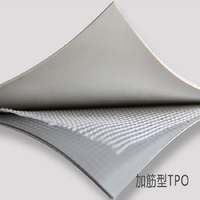 Membrane imperméable en TPO blanc écologique, résistante au vent et durable pour les usines, les entrepôts et les bâtiments publics