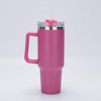 Vente directe d'usine, tasses à café de 22 oz très vendues, tasses à café en acier inoxydable 304 avec poignée pour le camping et les voyages, disponibles en plusieurs couleurs