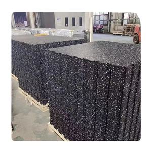 Tapis de sol en caoutchouc GYM de haute qualité Rouleau de revêtement de sol en caoutchouc absorbant les chocs - Product Image 1