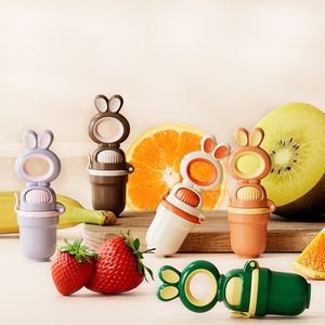 Distributeur d'aliments aux fruits de 0 à 12 mois en silicone souple sans BPA pour bébés de 0 à 12 mois - Product Image 2