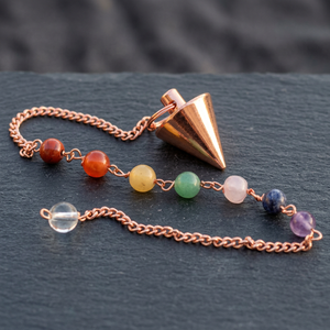 Pendules coniques sculptés et gravés en laiton et cuivre avec chaîne Chakra |   Achetez des pendules coniques en laiton et en cuivre - Product Image 3