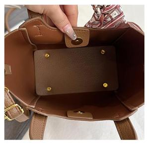 Sac à main en PU pour femme de luxe et de haute qualité avec motif lychee, sac à main en soie - Product Image 5