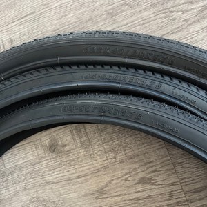 <span class=keywords><strong>Pneus</strong></span> de vélo de ville en caoutchouc de 22 à 28 pouces pour vélos électriques de ville, <span class=keywords><strong>pneus</strong></span> de vélos pour enfants et <span class=keywords><strong>pneus</strong></span> de vélos de route - Product Image 4