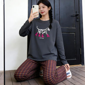 Ensemble de pyjama printemps, automne et hiver - Pyjama à manches longues en 3 couleurs : motif bottes, motif chien, violet, carreaux colorés - Product Image 4