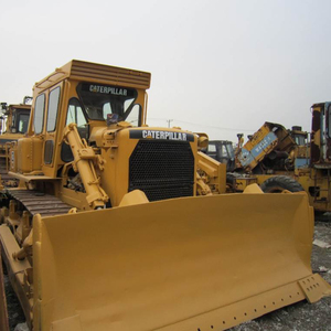 Bulldozer de cadenas D7G de segunda mano con buen motor y alto momento de carga de 23400 kg - Product Image 1