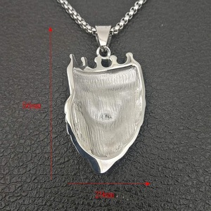 Collier pendentif tête de lion Yunnique en acier inoxydable plaqué or avec sertissage pavé, bijou pour homme, cadeau - Product Image 4