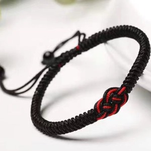 Pulsera de cuerda trenzada roja y negra con doble nudo de moneda, regalo para pareja, diseño tejido, origen Yiwu, invierno 2023 - Product Image 3