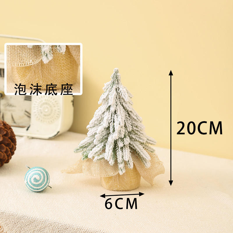 Mousse de tower-20cm d'arbre