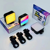 Lampe d'appoint vidéo RGB de poche 5,5W rechargeable pour TikTok, Vlog, Gaming, Diffusion en direct et Décoration de fond