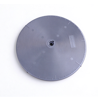Plateforme tournante en plastique moulé par injection sur mesure avec surface rainurée circulaire et inserts métalliques