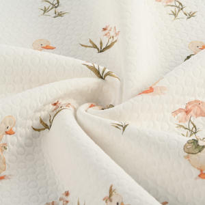 Оптовая продажа от производителя: Прекрасная стеганая ткань из хлопка и полиэстера с принтом для детских курток - Product Image 3