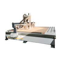 Marques déposées Fast speed 3 axis cnc ATC automatic tool changer wood cnc router