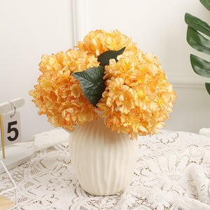 Hortensia artificiel durable de 33 cm en soie à bord brûlé, à tige unique, aux couleurs vibrantes, idéal pour les fêtes et les idées cadeaux - Product Image 1