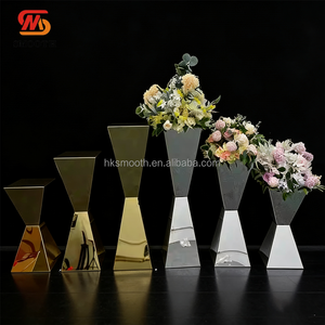 Support floral de luxe en métal doré miroir en acier inoxydable haut de gamme pour centres de table de mariage et décorations de scène - Product Image 4