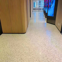 Peinture décorative pour sols en époxy aqueux à effet marbre avec sable coloré, résistante aux UV et à l'usure, pour usage intérieur