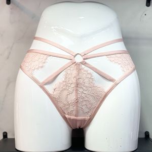 Hersteller Großhandel Damen bestickte Spitze hohle Unterwäsche Damen elastische niedrige Taille bequeme weiche heiße Hosen T-Hosen - Product Image 6