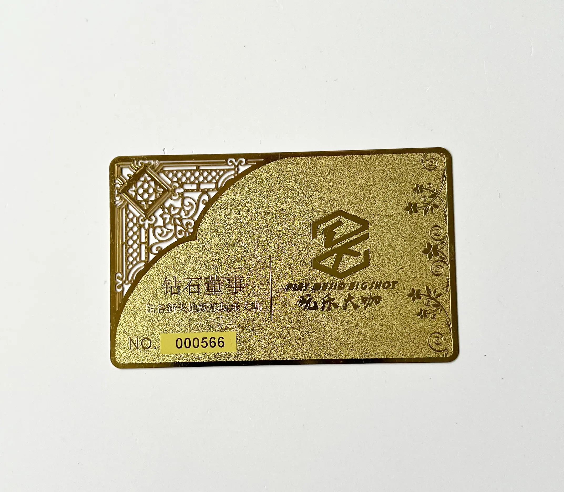 YTS personalizzato Nfc smart chip PvcRfid card 13.56mhz controllo accessi nero metallo carta di credito aziendale