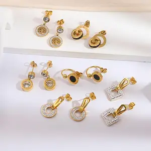 Großhandel vergoldeten Schmuck Huggie Charms Ohrringe mit Zirkon Desgisn feinen Schmuck Ohrringe Gold Creolen trüben frei