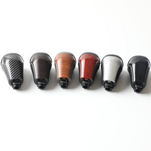 Pommeau de levier de vitesse en fibre de carbone pour Toyota Highlander, design ergonomique, accessoire intérieur de voiture - Product Image 4