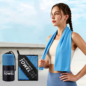 Toalla deportiva de microfibra de doble cara de secado rápido, portátil, sin arena, con estampado fotográfico, para natación y gimnasio, ideal para viajes internacionales. - Product Image 1