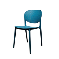 FoShan design moderne empilable en gros monocoque polypropylène polypropylène pp chaise en plastique pour les repas en plein air événements salon