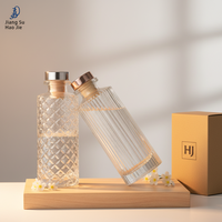 Bouteille d'aromathérapie cylindrique de 150 ml, bouteille d'aromathérapie vide transparente à motifs verticaux, bouteille d'aromathérapie sans flamme