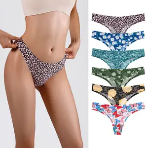 Plus Size Floral Different Patterns Printed Seamless Thongs for Women