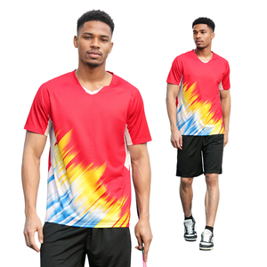 Camiseta deportiva de secado rápido para hombre de alto rendimiento para entrenamientos de gimnasio con tejido elástico de 4 vías - Product Image 4