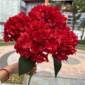 Hydrangeas artificiels en tissu de soie de haute qualité, 5 têtes, bleus, pour décoration de mariage - Product Image 5