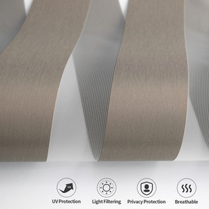 Stores verticaux occultants 100% modernes, électriques, personnalisés, imperméables, en polyester, avec batterie au lithium intégrée - Product Image 6