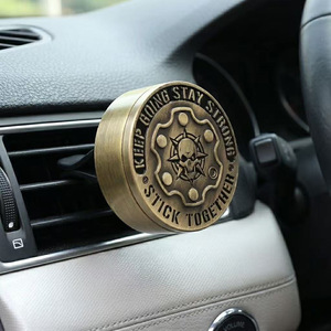 Penyegar Udara Mobil Logam 3D Bentuk Tengkorak Kustom, Warna Perunggu Antik, Klip Ventilasi Magnetik, Diffuser Aromaterapi Personalisasi Gaya Gotik Steampunk - Product Image 5