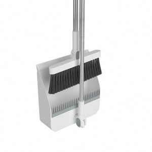 Juego de recogedor y <span class=keywords><strong>escoba</strong></span> giratorio 180 grados con mango largo y cabezal de plástico para limpieza de suelos en oficinas y hogares - Product Image 2