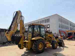 รถตักล้อยางรุ่นใหม่ 420F ทางเลือกแทน JCB 3CX สำหรับงานก่อสร้างถนน คุณสมบัติใกล้เคียงกับ CAT 424 โครงสร้างแข็งแรงทนทาน ราคาคุ้มค่า - Product Image 3