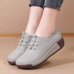 Spring Autumn New Thick-Soled <b>Shoes</b> Platform Sports Leisure <b>Soft</b>-Soled Korean Style Slip-on Versatile Mom <b>Shoes</b> - Product Image 2