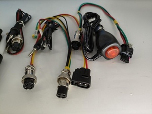 Testador de Bobina de Ignição 7000001101 para Ferramentas de Bobina de Ignição Weichai Pacote com 2 Fios, 3 Fios, 4 Fios - Product Image 6